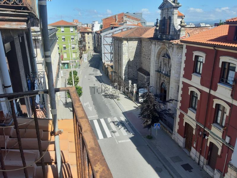 Foto 078b0e37-0eed-4323-b111-3c2d5a7801b7. Edificio in Numancia - San Fernando Santander