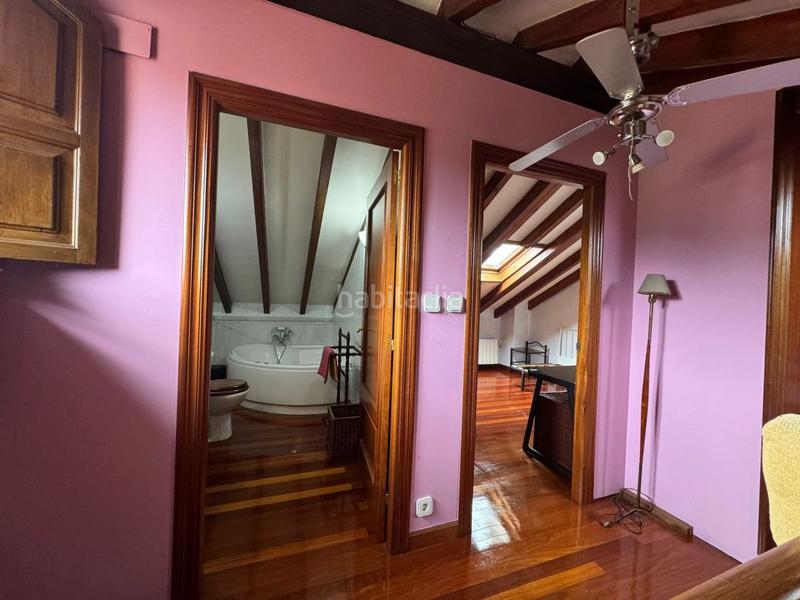 Foto 9b537880-2b90-4658-a804-c781393dfd21. Casa amb calefacció aparcament a Igollo Camargo