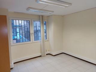 Location Bureau  Calle cuesta. Oficina frente ayuntamiento