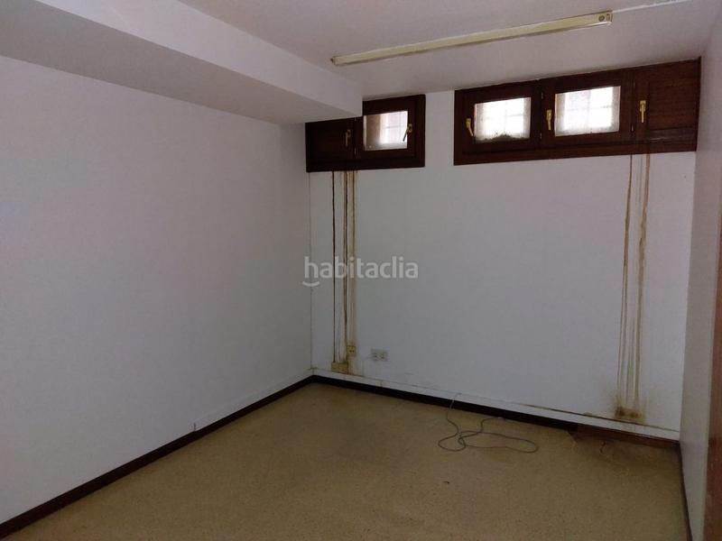 Foto 0182bc74-71c7-45da-98a2-e7f19cf99412. Rent office space with parking in Puerto Chico Santander