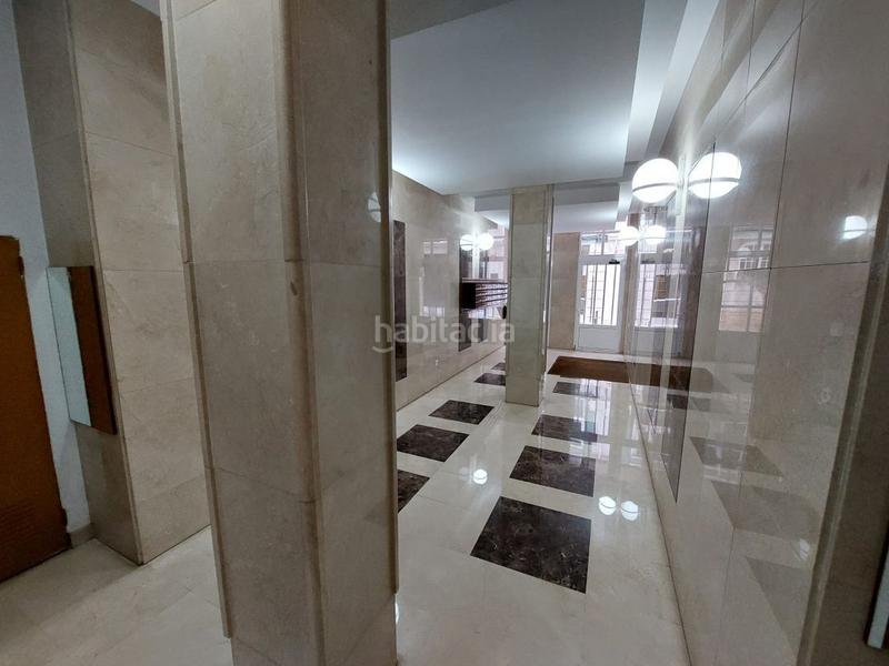 Foto 843b3b71-4b2c-4253-87a9-c85796fd5994. Rent office space with parking in Puerto Chico Santander