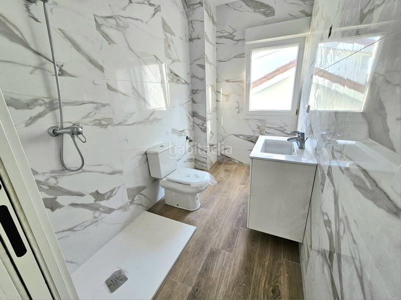 Foto 735e3a91-90e3-40bc-8f33-05ccd87d118e. Piso últimas dos viviendas ático de obra nueva en venta en Palmeira, en Ribeira