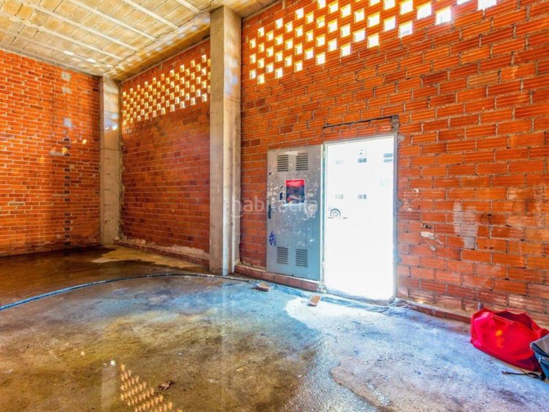 Foto 3366b1e9-a903-49b3-8fb6-fe08b18e92c3. Local comercial a O Milladoiro Ames