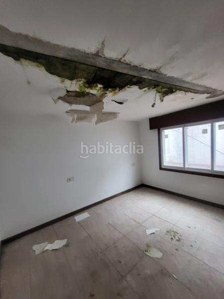 Foto 1db35710-8575-4b99-bb7f-a7731b20e4ec. Local comercial oportunidad de inversión local con 369 m y terraza en Santiago de Compostela