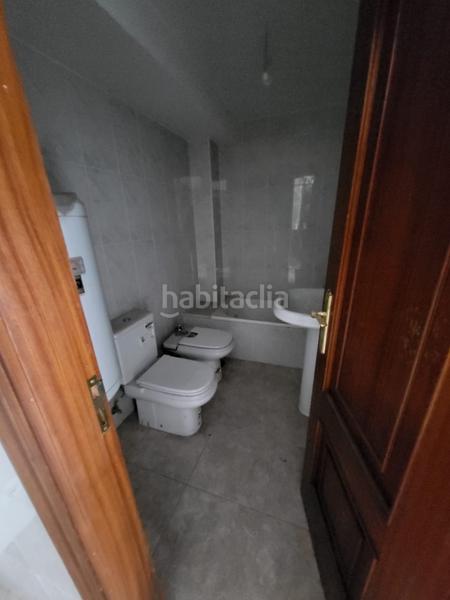 Foto af2c8e7f-c3a0-48c2-a08b-409031287ef8. Local comercial oportunidad de inversión local con 369 m y terraza en Santiago de Compostela
