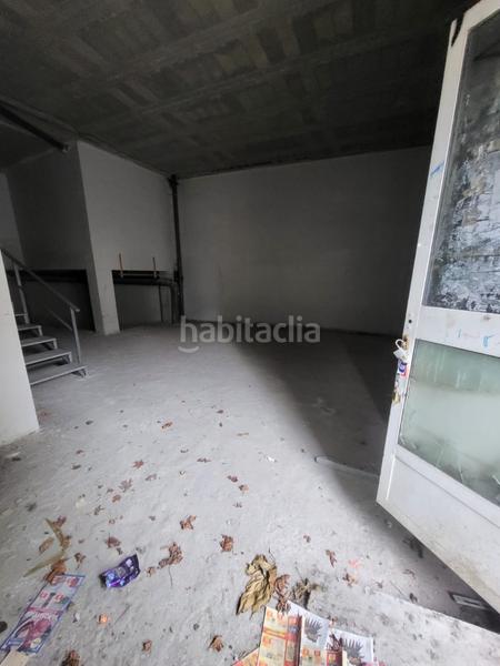 Foto c0af3fda-8aa3-43ab-b2b4-96312aac6d07. Local comercial oportunidad de inversión local con 369 m y terraza en Santiago de Compostela