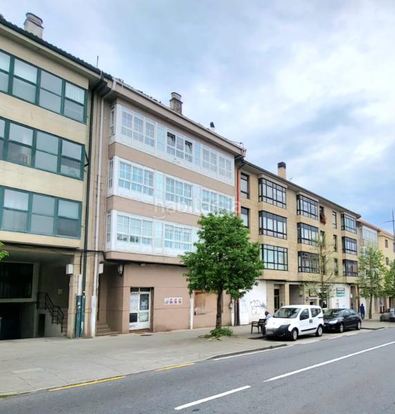 Foto d886895d-d70b-4791-aea6-a072450a48ae. Local comercial oportunidad de inversión local con 369 m y terraza en Santiago de Compostela