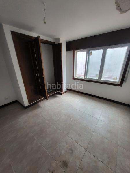 Foto ff6cbe9e-12ca-4133-9f75-d059cbc95955. Local comercial oportunidad de inversión local con 369 m y terraza en Santiago de Compostela