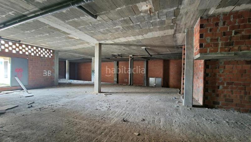 Foto 6dde910b-9c6f-48bc-8dbf-c4a53de96828. Local comercial local en venta en Bertamirans, !!! en Ames
