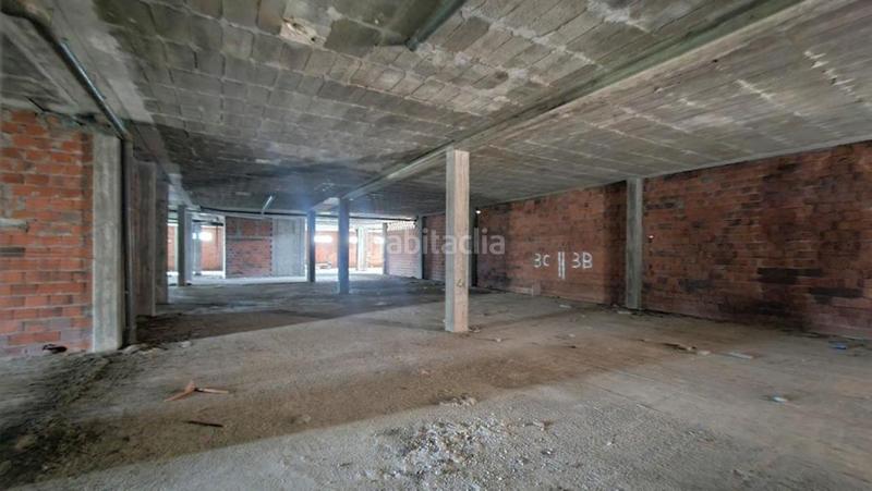 Foto ee05eb92-2a02-4729-9aaf-24b5727b906d. Local comercial local en venta en Bertamirans, !!! en Ames