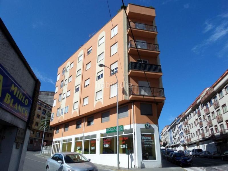 Foto c74b4839-b2fc-4dba-9927-5b2799bd689e. Alquiler local comercial  en alquiler en el centro en Ribeira