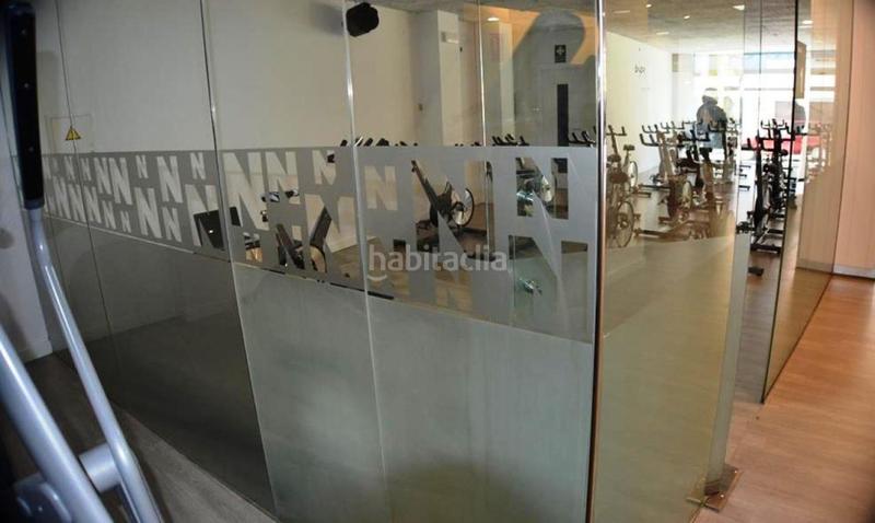 Foto 6b8877d1-9c22-47a1-ab0e-e4a990e55002. Local comercial local acondicionado como gimnasio en venta . en Ribeira