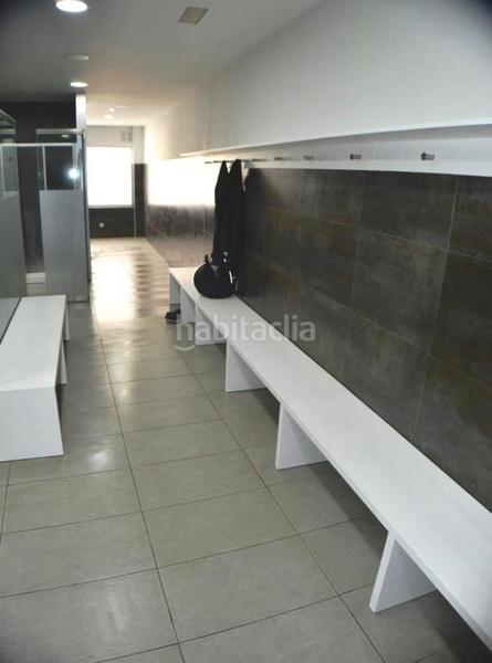 Foto ca0af579-0b83-4c05-9601-2f099fcaec87. Local comercial local acondicionado como gimnasio en venta . en Ribeira