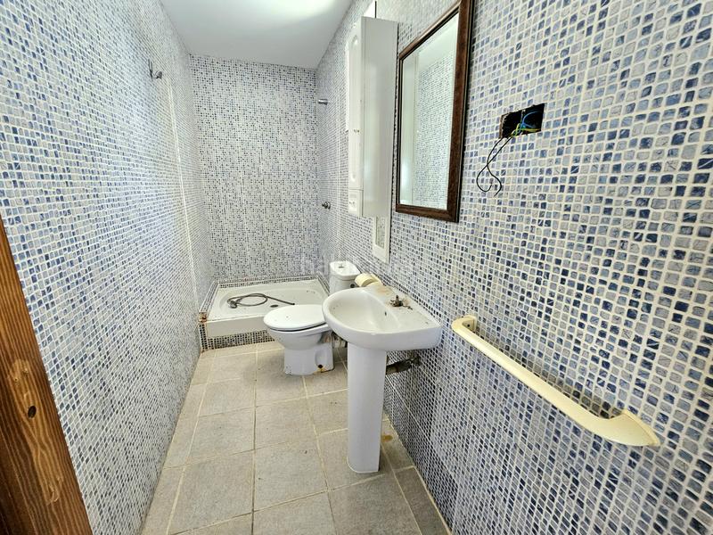 Foto ef14bd77-8e57-40ac-b143-2b8da89aa7f6. Casa  en venta , baroña, zona campanario. en Porto do Son