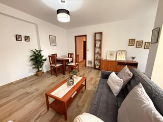 Pis  Ribeira - av rosalia castro. Piso en venta en pleno centro de ribeira!!!