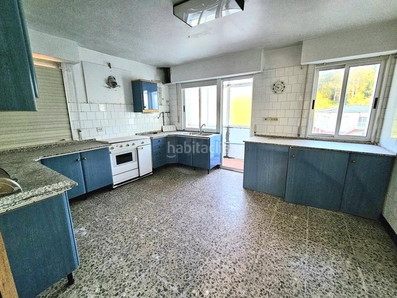 Foto 0eed3089-4236-41ee-99bc-e45afd5fa665. Piso  amplio con vistas al mar en a pobra do caramiñal en Pobra do Caramiñal (A)