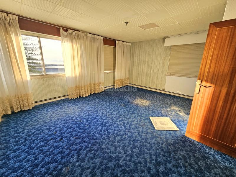 Foto e08ca4f3-12b0-4130-a01b-7d8c9b2711ff. Piso  amplio con vistas al mar en a pobra do caramiñal en Pobra do Caramiñal (A)