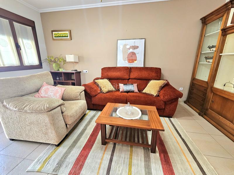 Foto 10bff328-0d3e-4052-90db-3ba7df927d2a. Casa adossada amb calefacció a santa uxía de Ribeira Ribeira