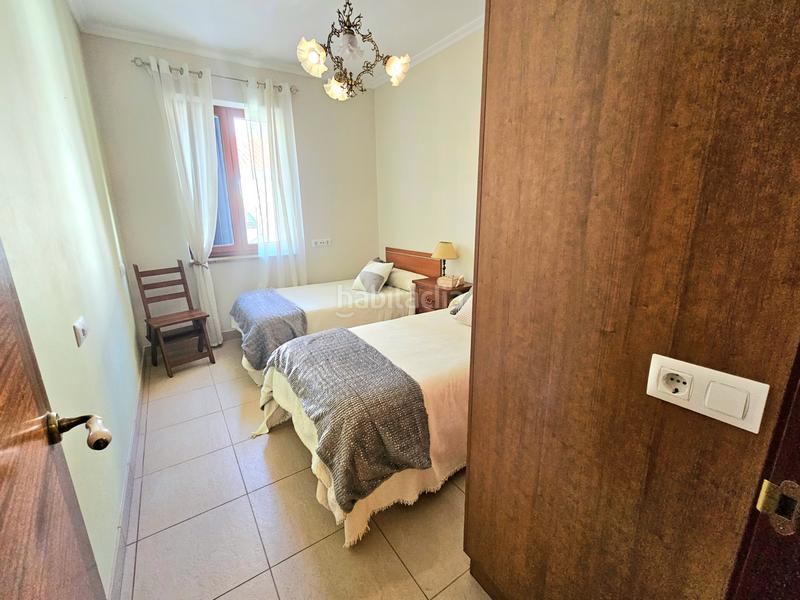 Foto 2486bfdb-e29c-44d0-9c0a-b96ac0cb3592. Casa adossada amb calefacció a santa uxía de Ribeira Ribeira