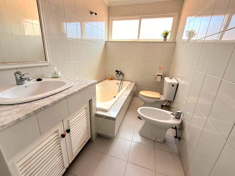 Foto 39dfe545-7667-401f-8b1e-b273cf79f5cc. Casa adossada amb calefacció a santa uxía de Ribeira Ribeira