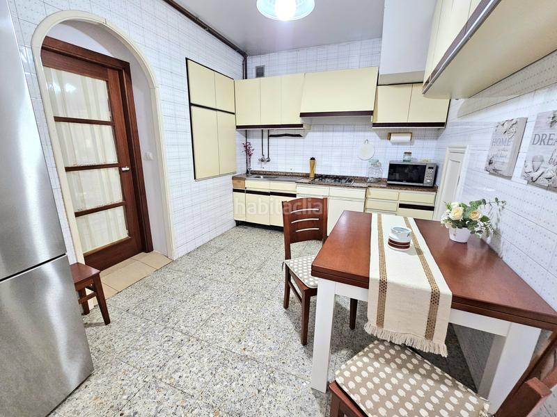 Foto 3a056271-8db0-4b76-8020-adda09a75ed2. Casa adossada amb calefacció a santa uxía de Ribeira Ribeira