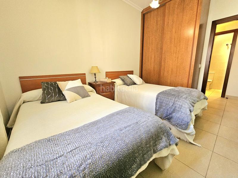 Foto 4427b379-fc75-4fc3-8b0d-7eb7761b8900. Casa adossada amb calefacció a santa uxía de Ribeira Ribeira