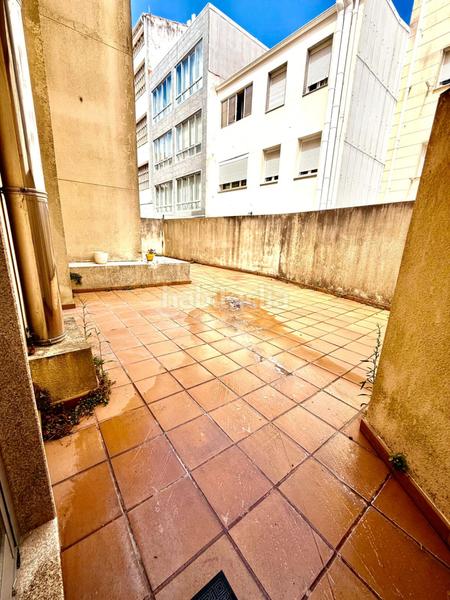 Foto 420da183-5a4e-422a-bfaa-84b97e661072. Alquiler local comercial en Ribeira - avenida lugo 1 se alquila local comercial excelente ubicación en Ribeira