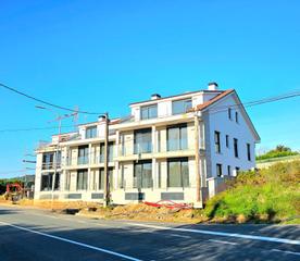 Appartement  Ribeira - saiñas. Última vivienda tipo bajo de obra nueva en venta en palmeira, ri