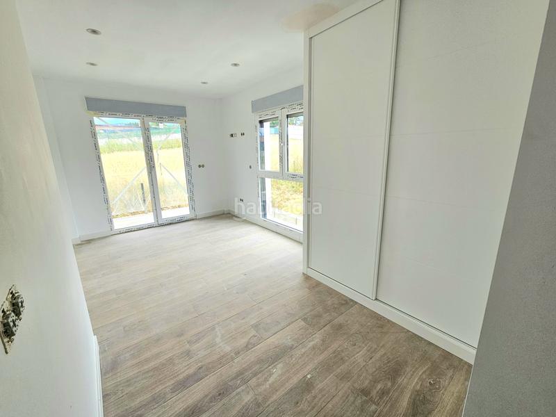 Foto 059a3769-90dd-45e4-b750-45f8122b99d5. Piso última vivienda tipo bajo de obra nueva en venta en Palmeira, ! en Ribeira