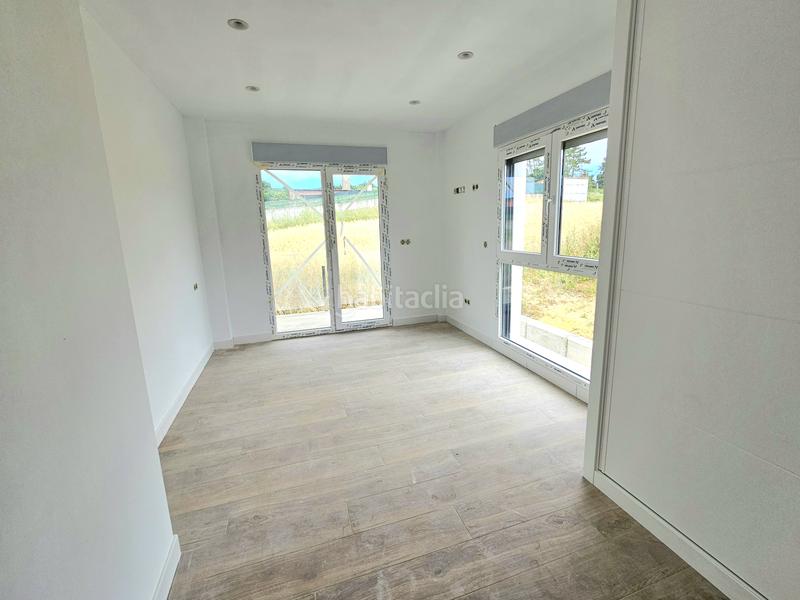 Foto 1a31a5d9-5ff9-4896-858a-af0d525ef167. Piso última vivienda tipo bajo de obra nueva en venta en Palmeira, ! en Ribeira