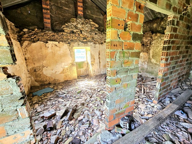 Foto fc475934-a36f-4385-a0e7-a7957bbf98ec. Casa a Carreira Ribeira