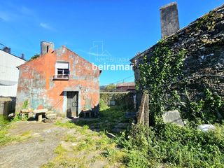 Casa  Baltar. Conjunto de 3 casas de piedra con parcela de 5.000 m2 en a pobra