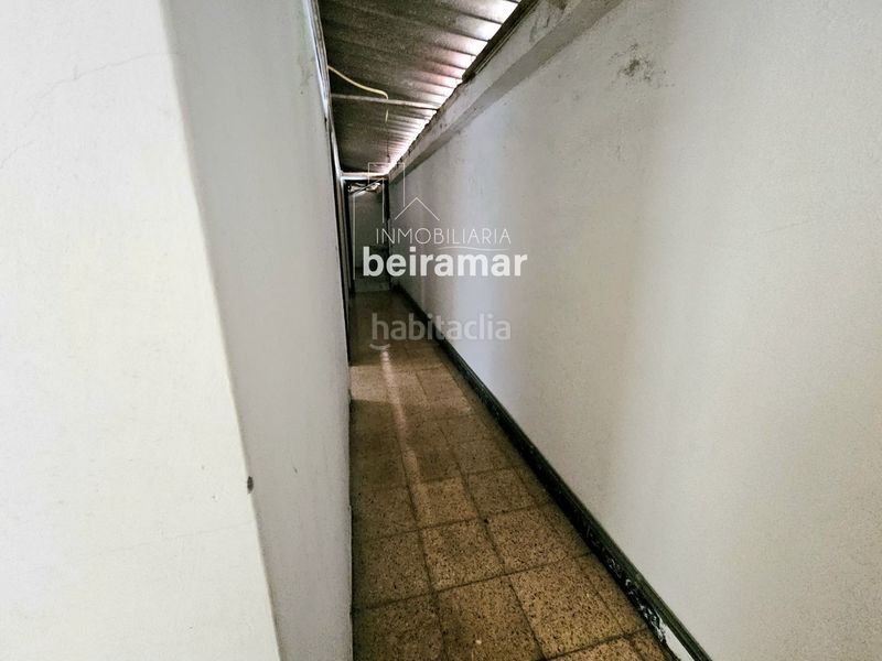 Foto 0c7f36ae-efba-4fb0-a082-d53d9359b7f7. Casa adossada a Carreira Ribeira
