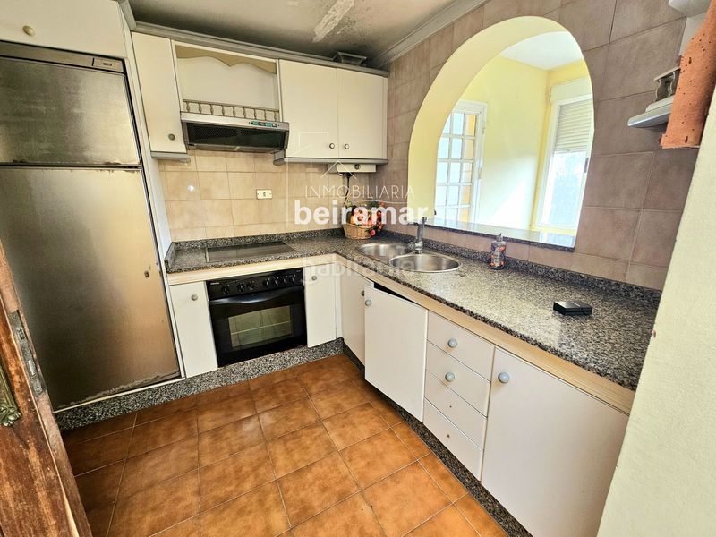 Foto 4b17052e-bedc-46f4-8436-89e822223574. Casa adossada a Carreira Ribeira