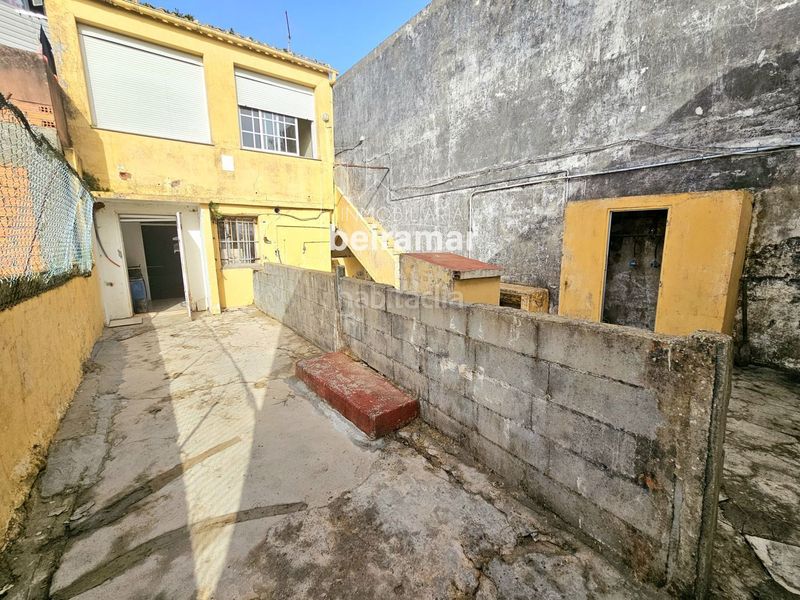 Foto 8f5833c0-1326-4547-ae46-7619efb68406. Casa adossada a Carreira Ribeira