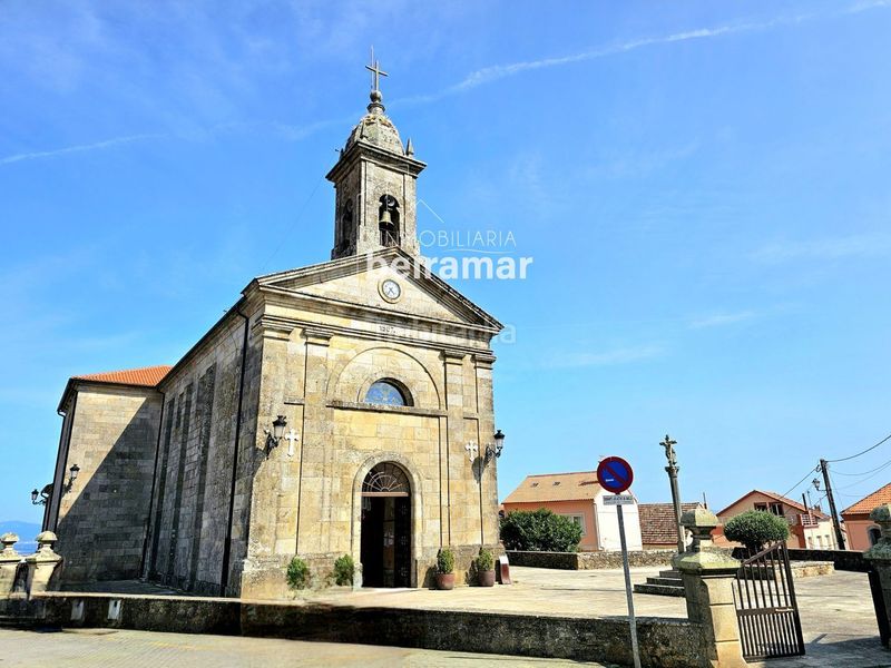 Foto dd731d1c-d65b-4425-8dc7-21c88ae40b3c. Xalet amb aparcament a Palmeira Ribeira