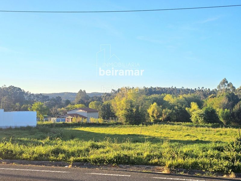 Foto a5b1bddc-3fda-4979-91e5-efc79d00bff1. Finca rústica parcela edificable en bretal, Olveira, de 1.069 m en Ribeira
