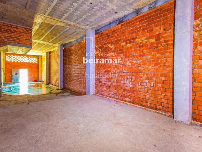 Foto 2f5c14ca-520a-4fad-bf04-2384f32d03ce. Local comercial a O Milladoiro Ames