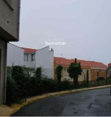 Landgut  Carroucha. Solar edificable en ribeira para 6 viviendas.