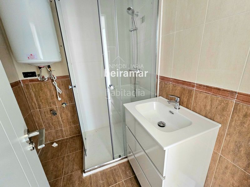 Foto 212ca3e0-f404-4315-8ab2-e6fa1c5cd9e6. Pis amb calefacció aparcament a santa uxía de Ribeira Ribeira