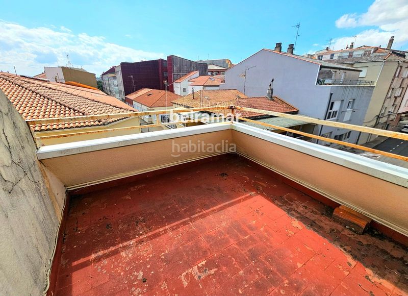 Foto 6e3bc2aa-200e-41e4-8892-67b7224367ca. Edifici a Pobra do Caramiñal (A)