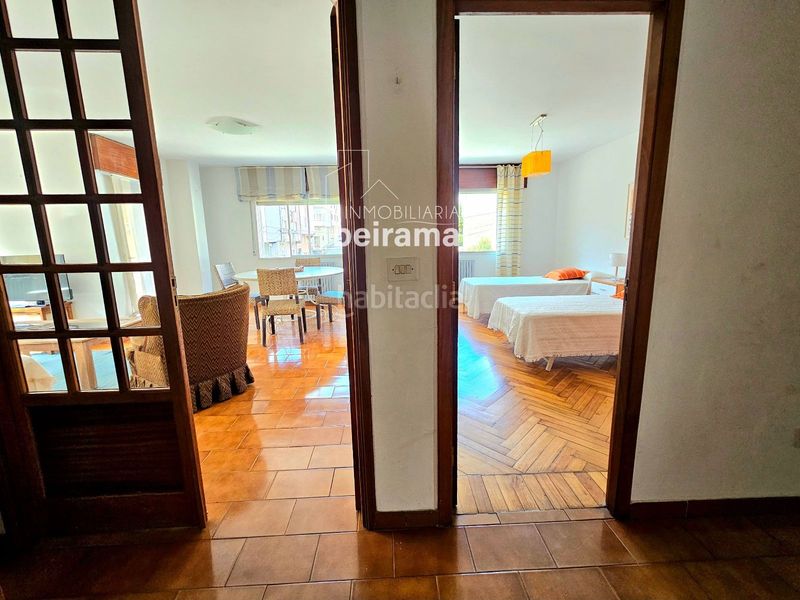 Foto d0a37162-6b75-4471-bb1f-b5f2771f55f2. Edifici a Pobra do Caramiñal (A)