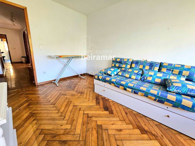 Foto dabe4f98-073d-413c-b07b-968f32c708d7. Edifici a Pobra do Caramiñal (A)