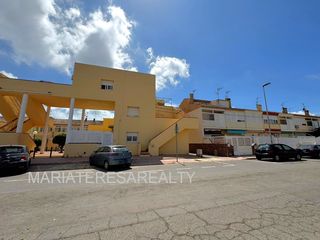 Piccolo appartamento in Calle las arenas 11. Apartamento en primera planta, en la dorada, los alcázares