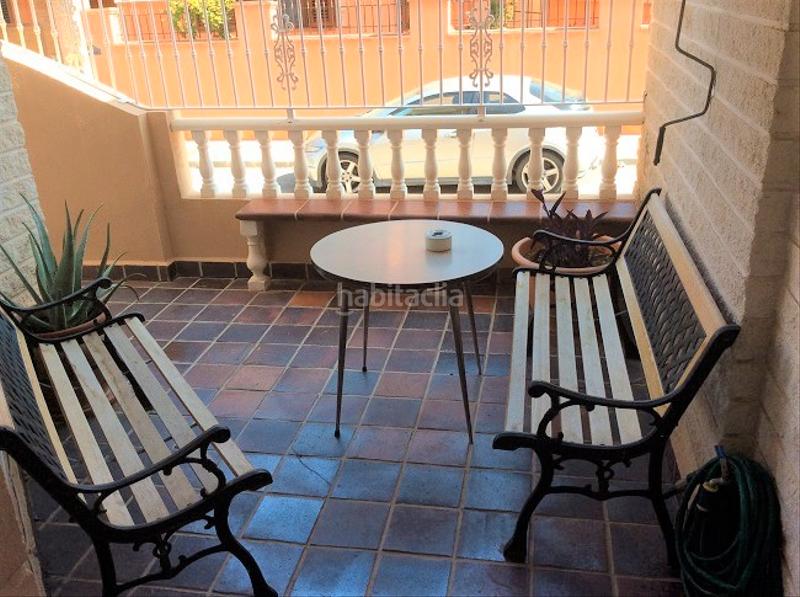 Foto aad112a2-d1d4-4ebd-9d5f-74026c07f1b5. Semi detached house with fireplace parking pool in Alcázares (Los)