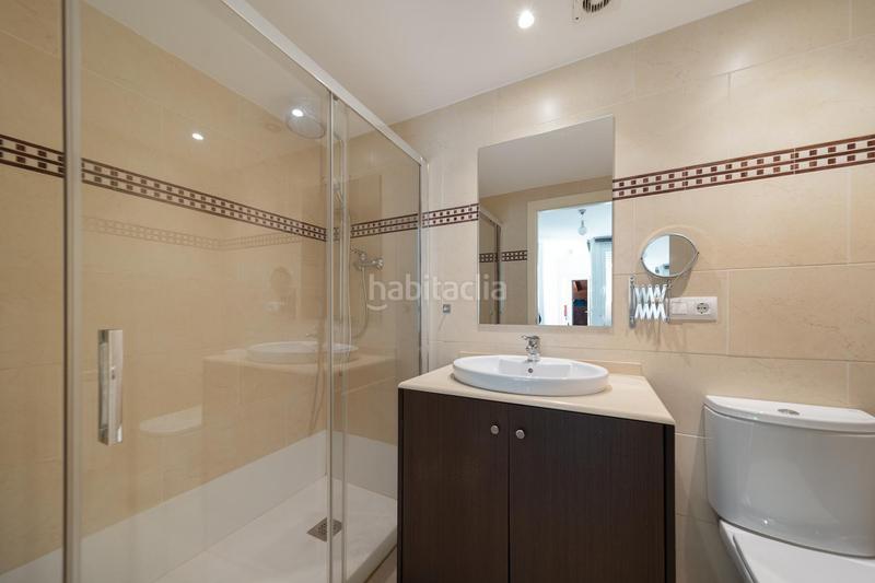 Foto 486cc34a-4b2b-443f-a067-09a6528f21ba. Piso ático dúplex en el centro con terraza y garaje. en Figueres