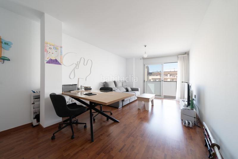 Foto adefad4e-63d3-4211-b8d1-31d5220aa4fe. Piso ático dúplex en el centro con terraza y garaje. en Figueres