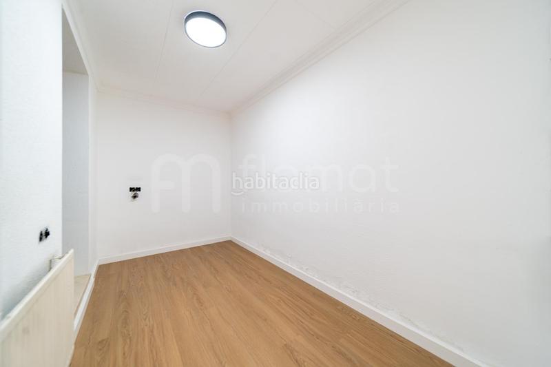 Foto da4f09bc-2e84-4e37-8f4b-8b21b13850ca. Piso amplio piso reformado de 4 habitaciones con vistas a la ciutadella en Roses