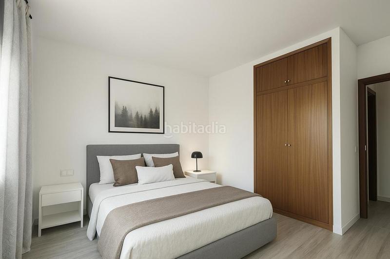 Foto 93f52a0b-efb9-4ec4-b0f0-cea09e87728a. Piso  de cuatro habitaciones con ascensor en Eixample-Horta Capallera Figueres