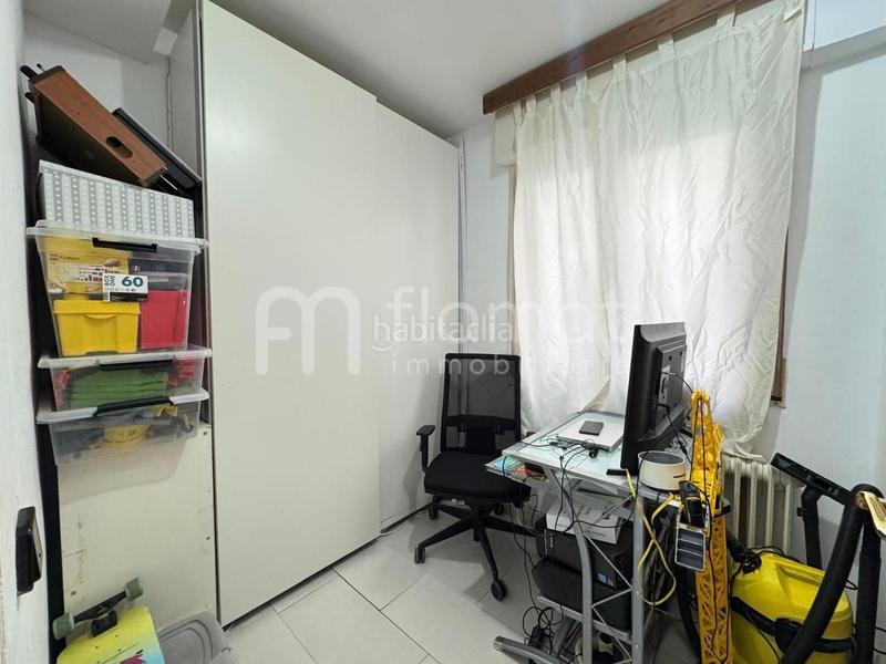 Foto 9dd95370-3f37-411c-a2c6-987ab22b678e. Piso  reformado con ascensor y balcón en Centre Figueres